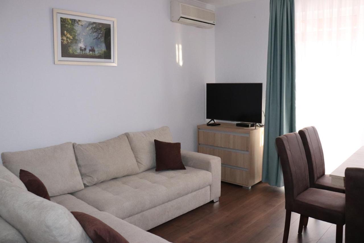 Liget Apartmanhaz Kehidakustány Dış mekan fotoğraf