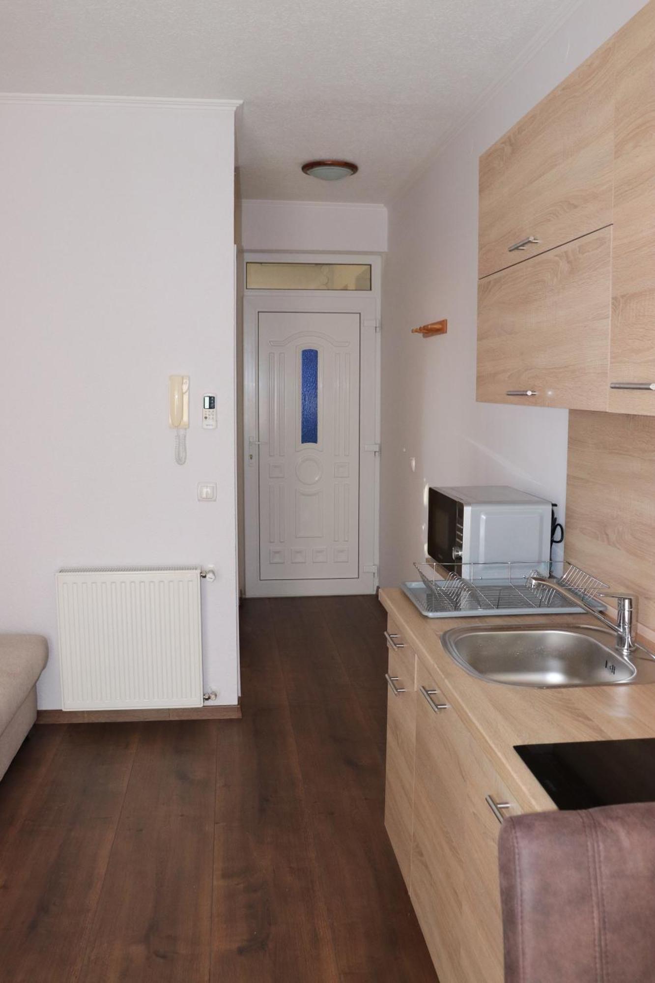 Liget Apartmanhaz Kehidakustány Dış mekan fotoğraf